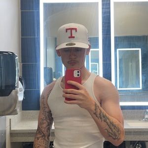 Meet your Posher, Abraham